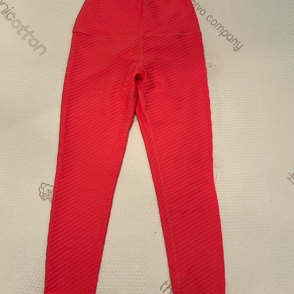 NWOT- Born Primitive Paragon leggings